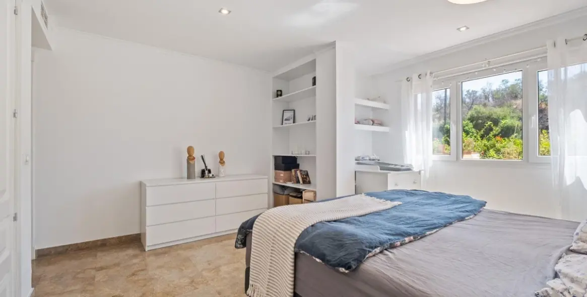 Venta de apartamento en planta baja en The Golden Mile 13