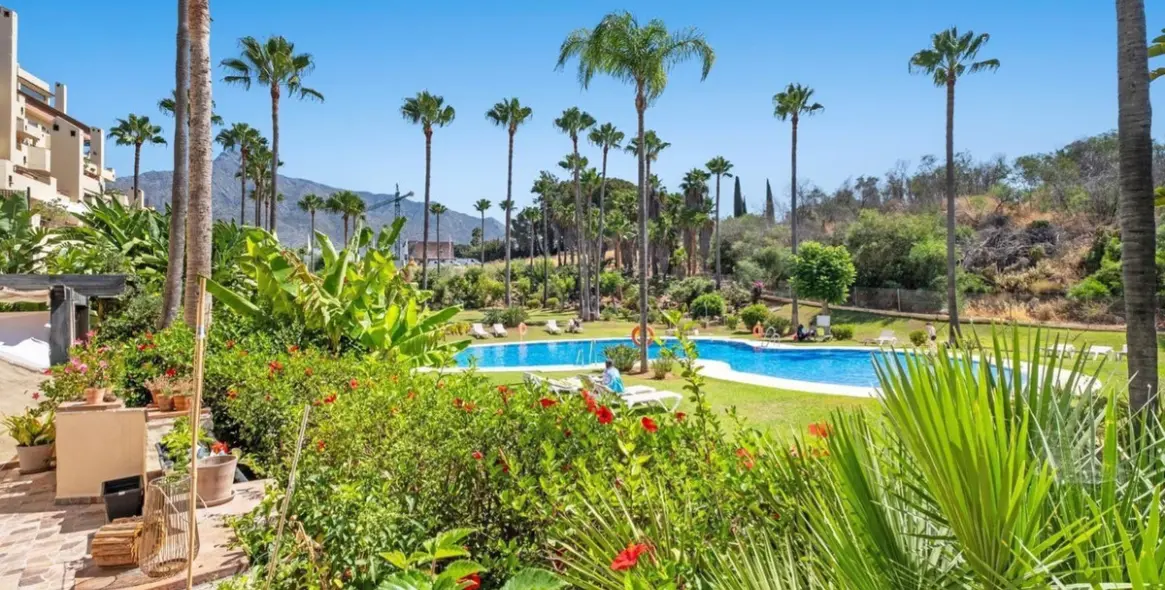 Venta de apartamento en planta baja en The Golden Mile 27
