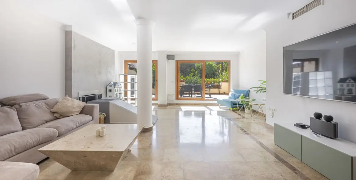 Venta de apartamento en planta baja en The Golden Mile 3