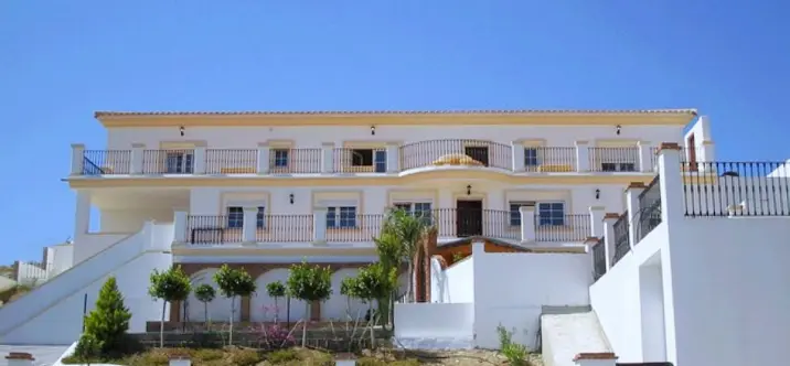 Продажа  отдельно стоящей виллы в La Cala Golf 2