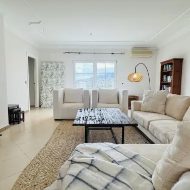 Продажа  отдельно стоящей виллы в La Cala Golf