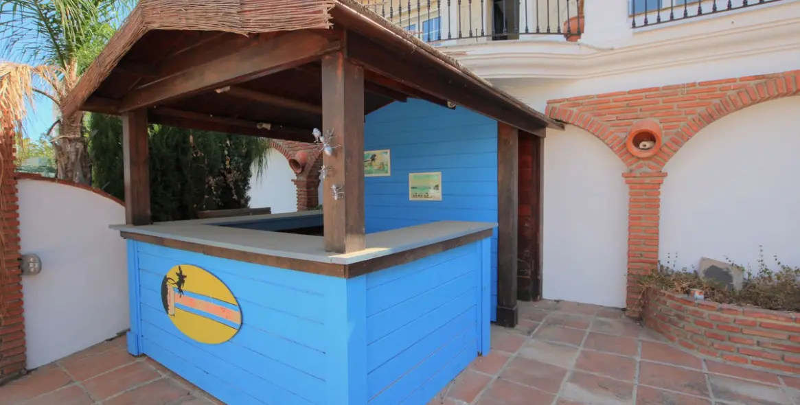 Продажа  отдельно стоящей виллы в La Cala Golf 19