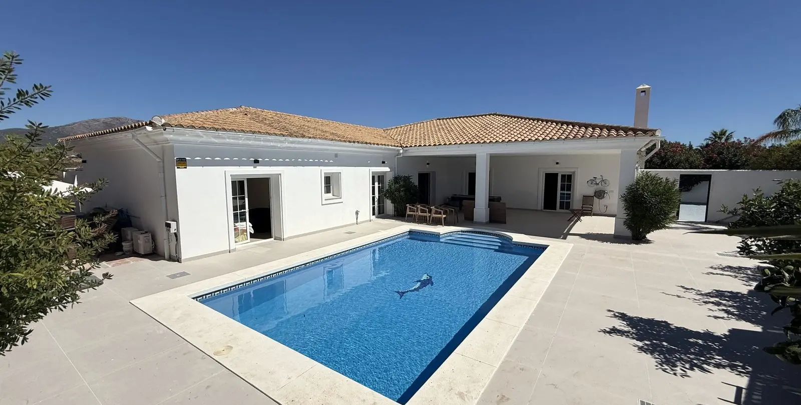 Sale of detached villa in La Cala Golf 1