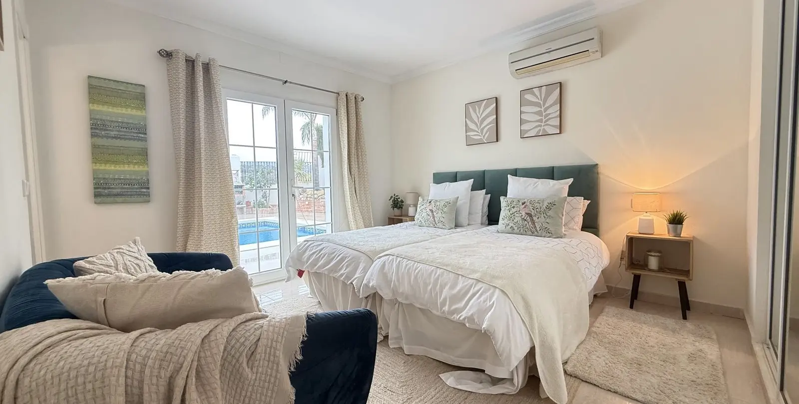 Sale of detached villa in La Cala Golf 15