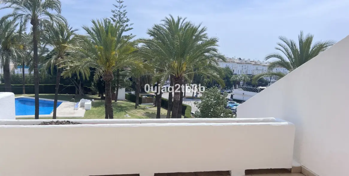 Venta de dúplex en Nueva Andalucía 2