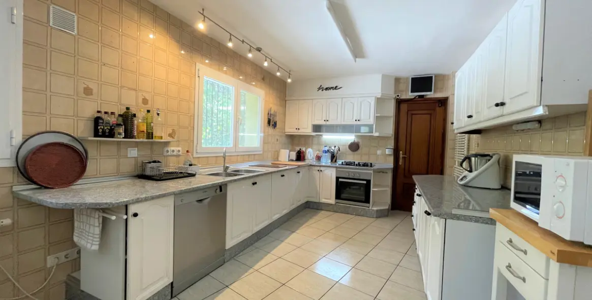 Sale of detached villa in Mijas 11