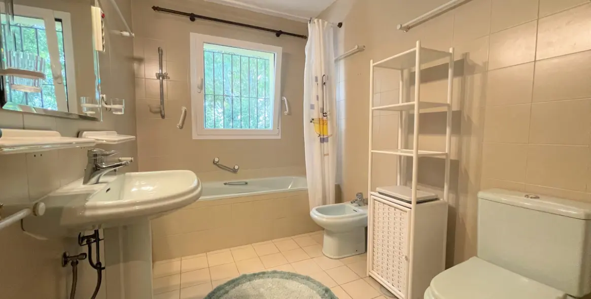 Sale of detached villa in Mijas 15