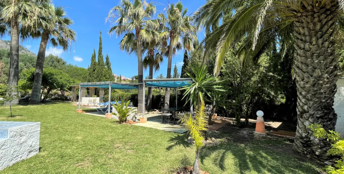 Sale of detached villa in Mijas 28