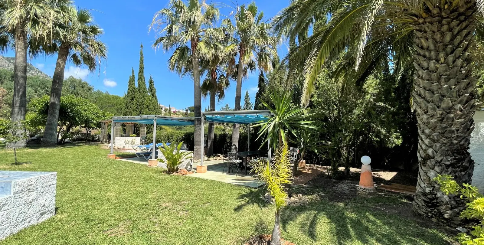 Sale of detached villa in Mijas 28