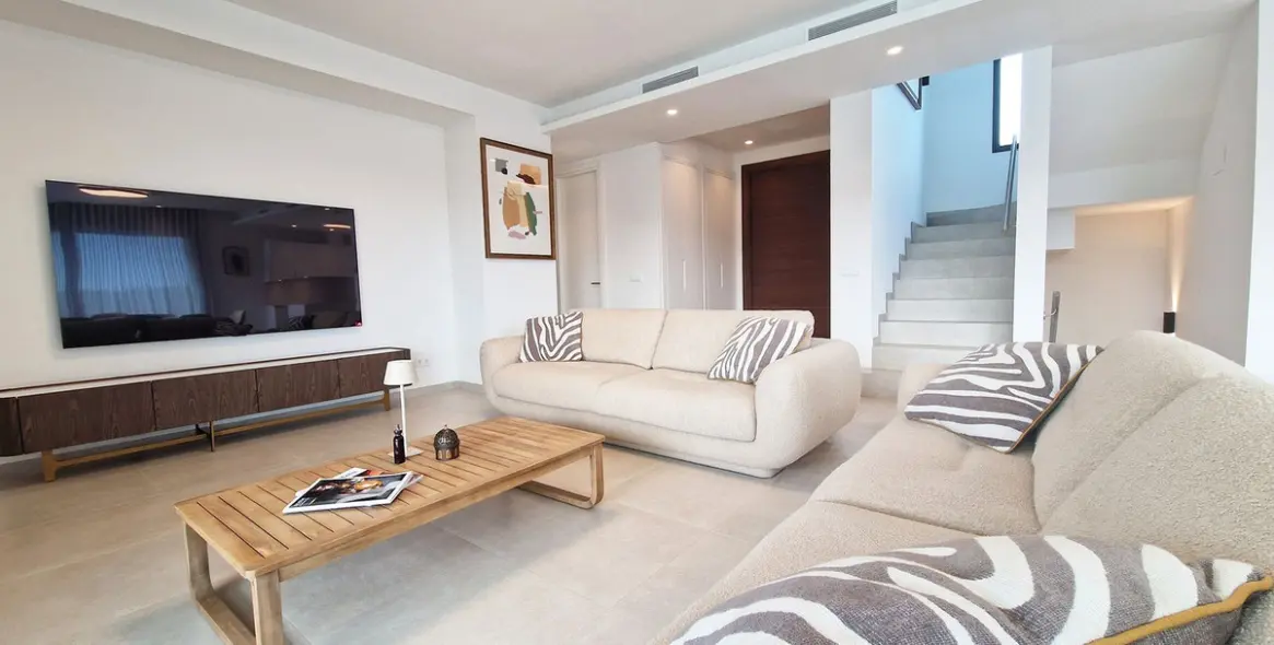 Venta de villa independiente en La Cala Golf 2