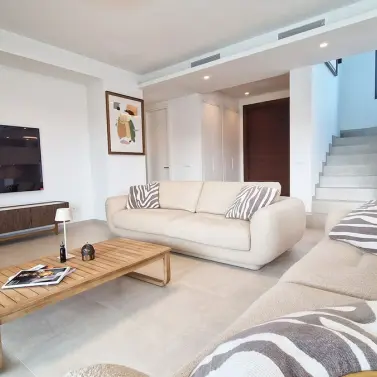 Venta de villa independiente en La Cala Golf