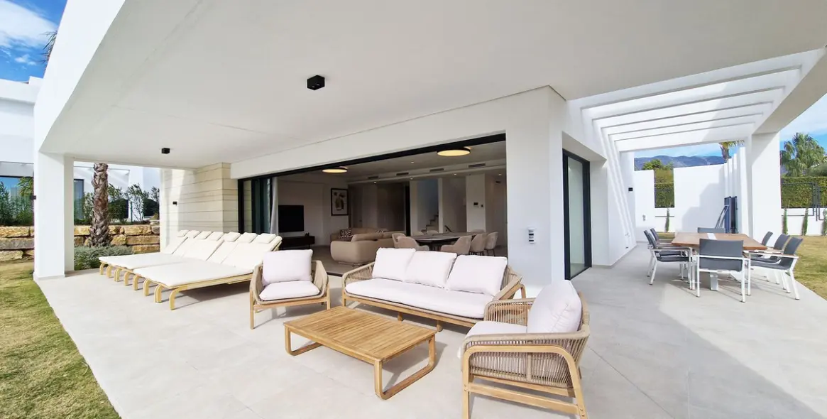 Venta de villa independiente en La Cala Golf 12