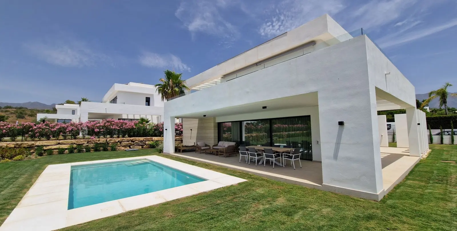 Venta de villa independiente en La Cala Golf 1