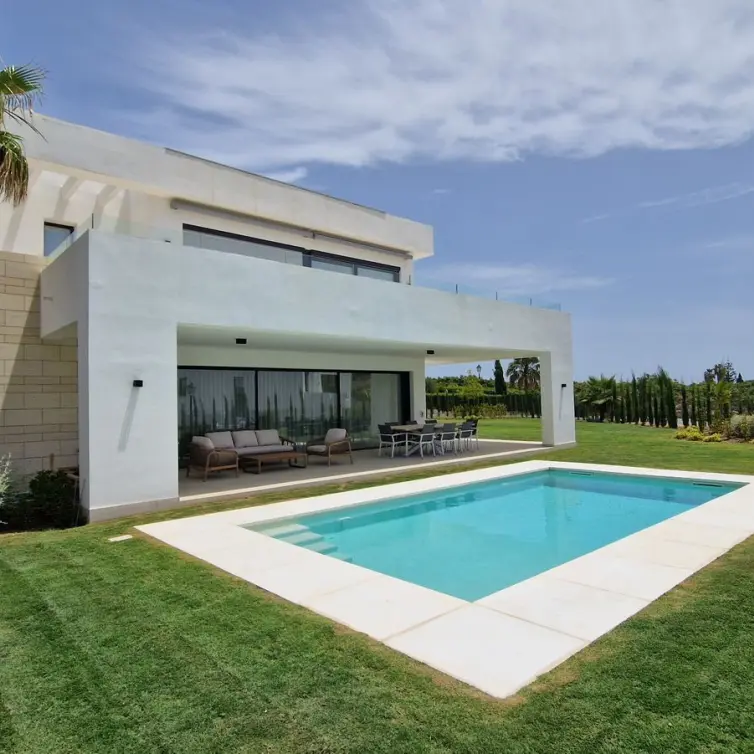 Venta de villa independiente en La Cala Golf