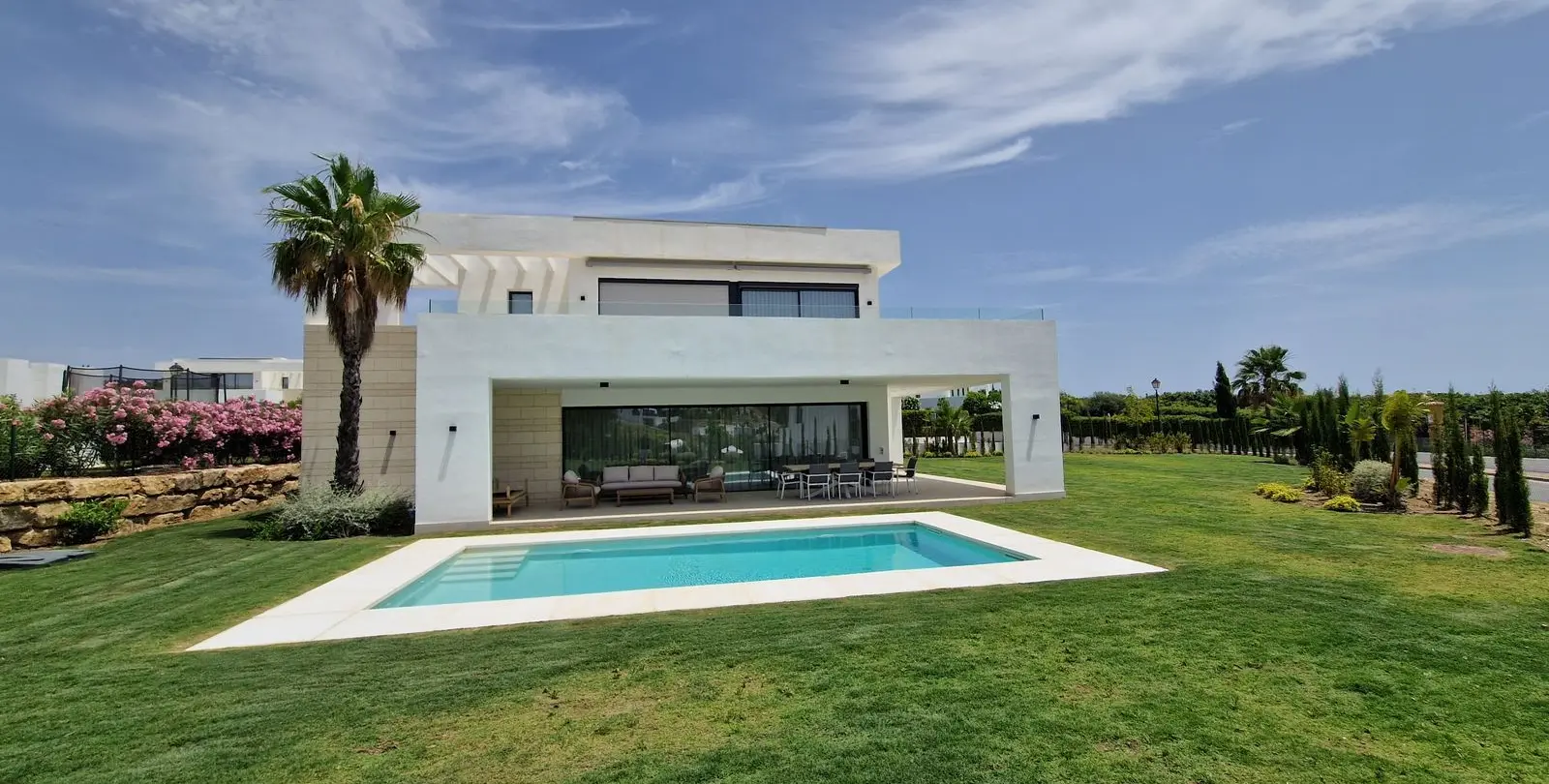 Venta de villa independiente en La Cala Golf 9