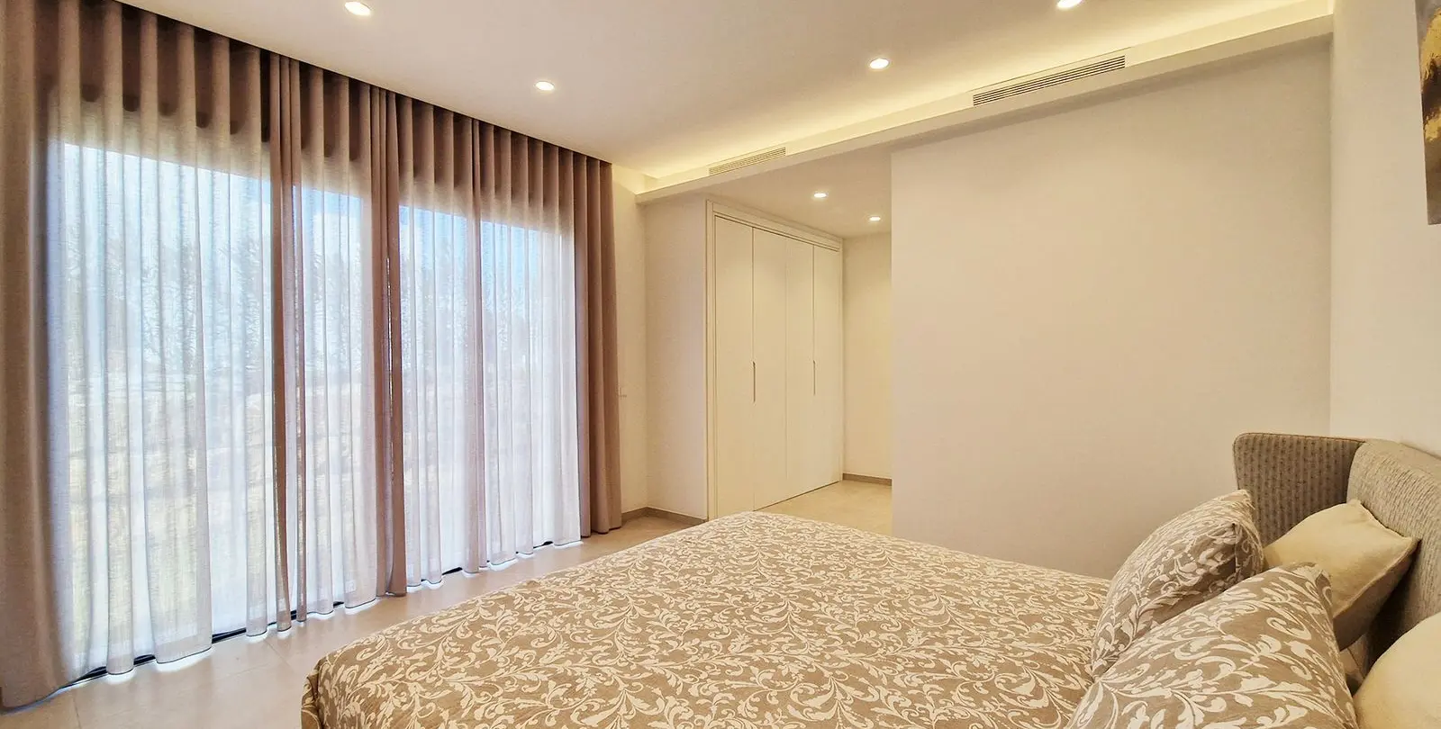 Venta de villa independiente en La Cala Golf 17
