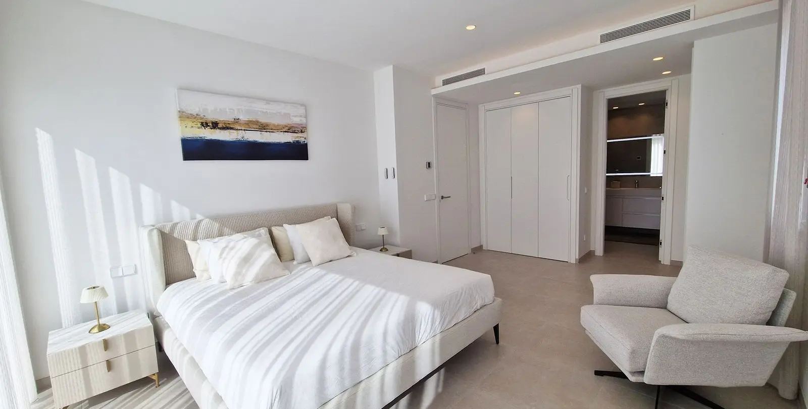 Venta de villa independiente en La Cala Golf 28