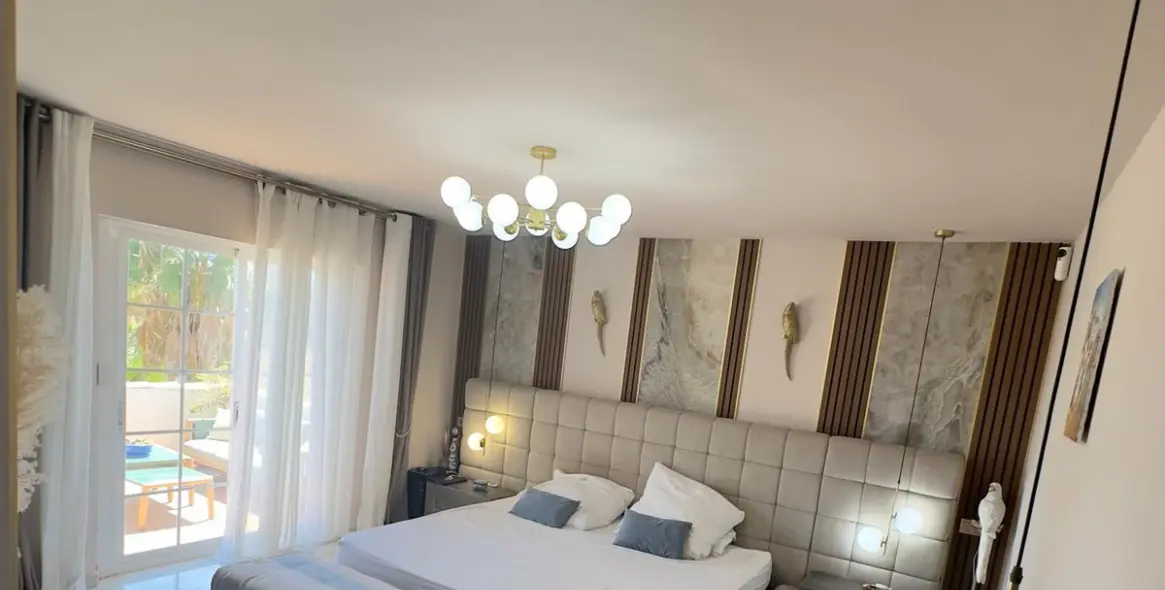 Продажа  отдельно стоящей виллы в Guadalmina Alta 5