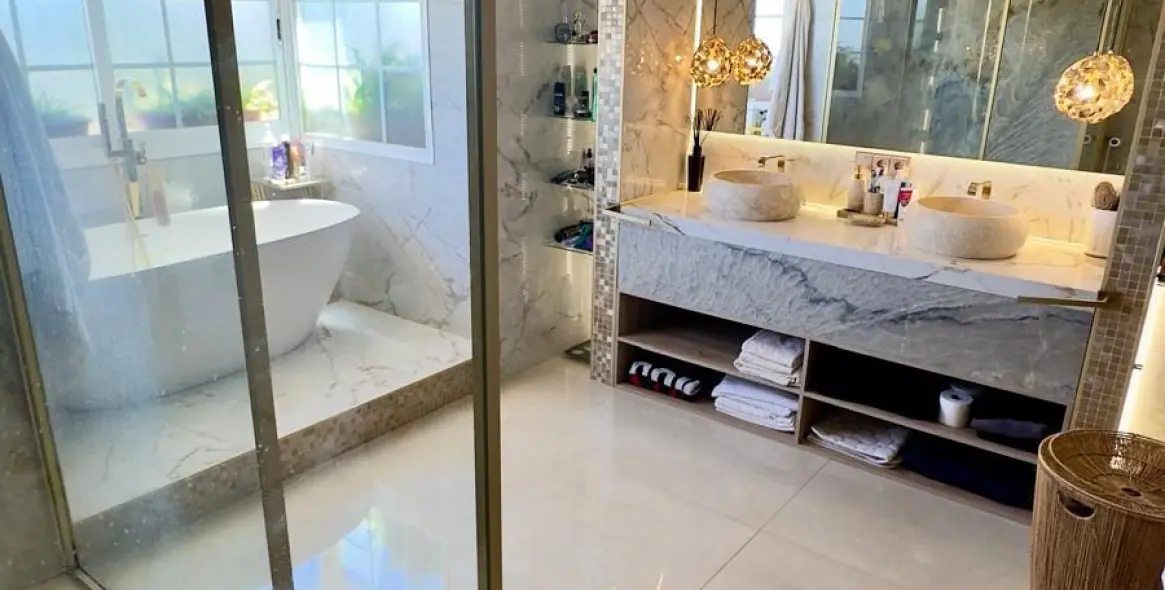 Продажа  отдельно стоящей виллы в Guadalmina Alta 6