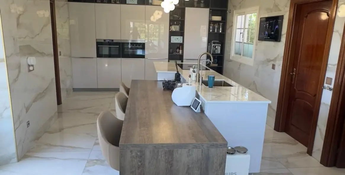 Venta de villa independiente en Guadalmina Alta 27