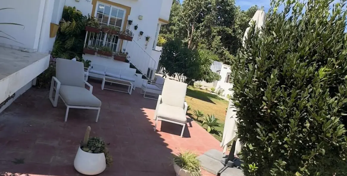 Venta de villa independiente en Guadalmina Alta 44