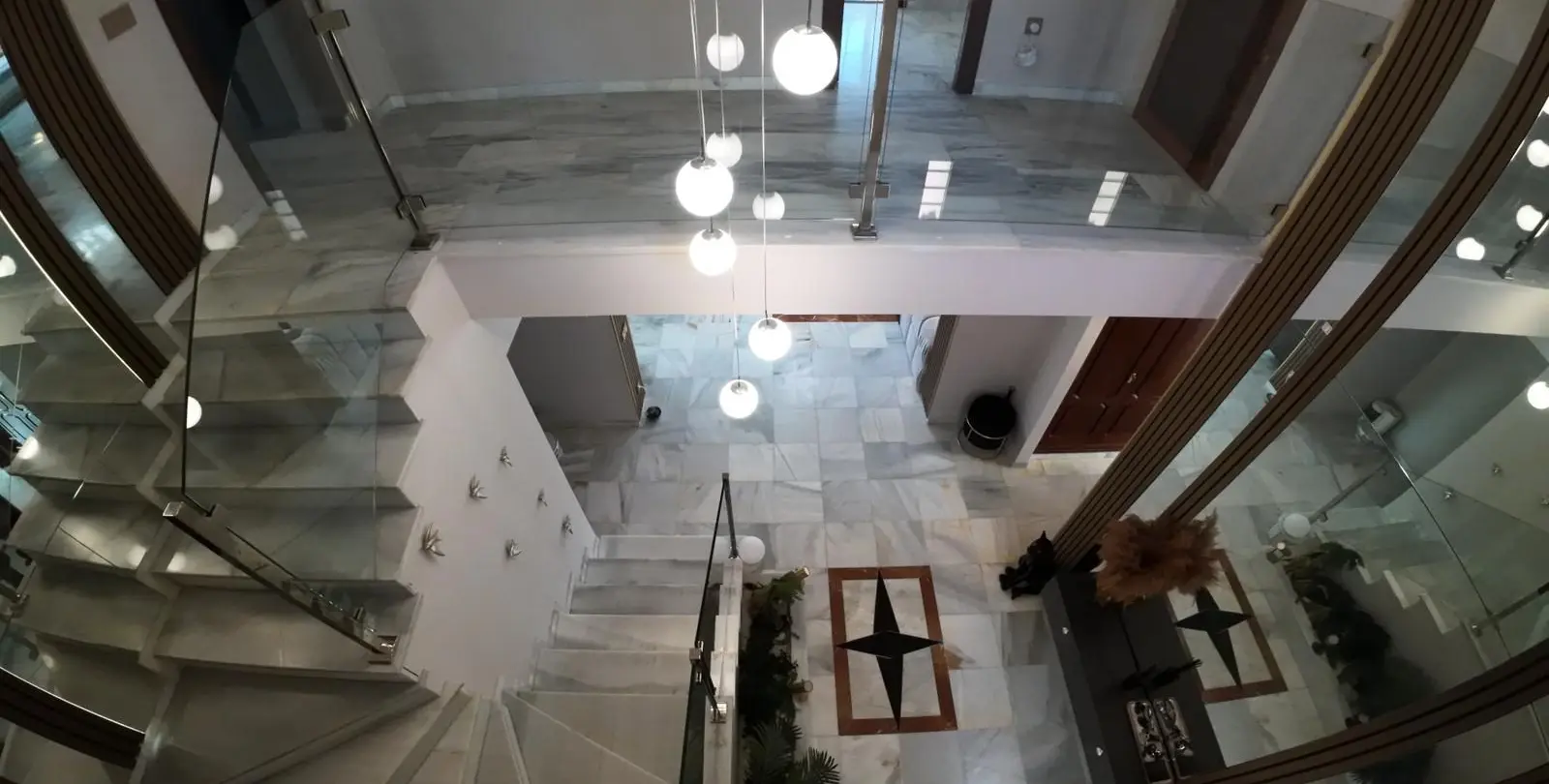 Sale of detached villa in Guadalmina Alta 24
