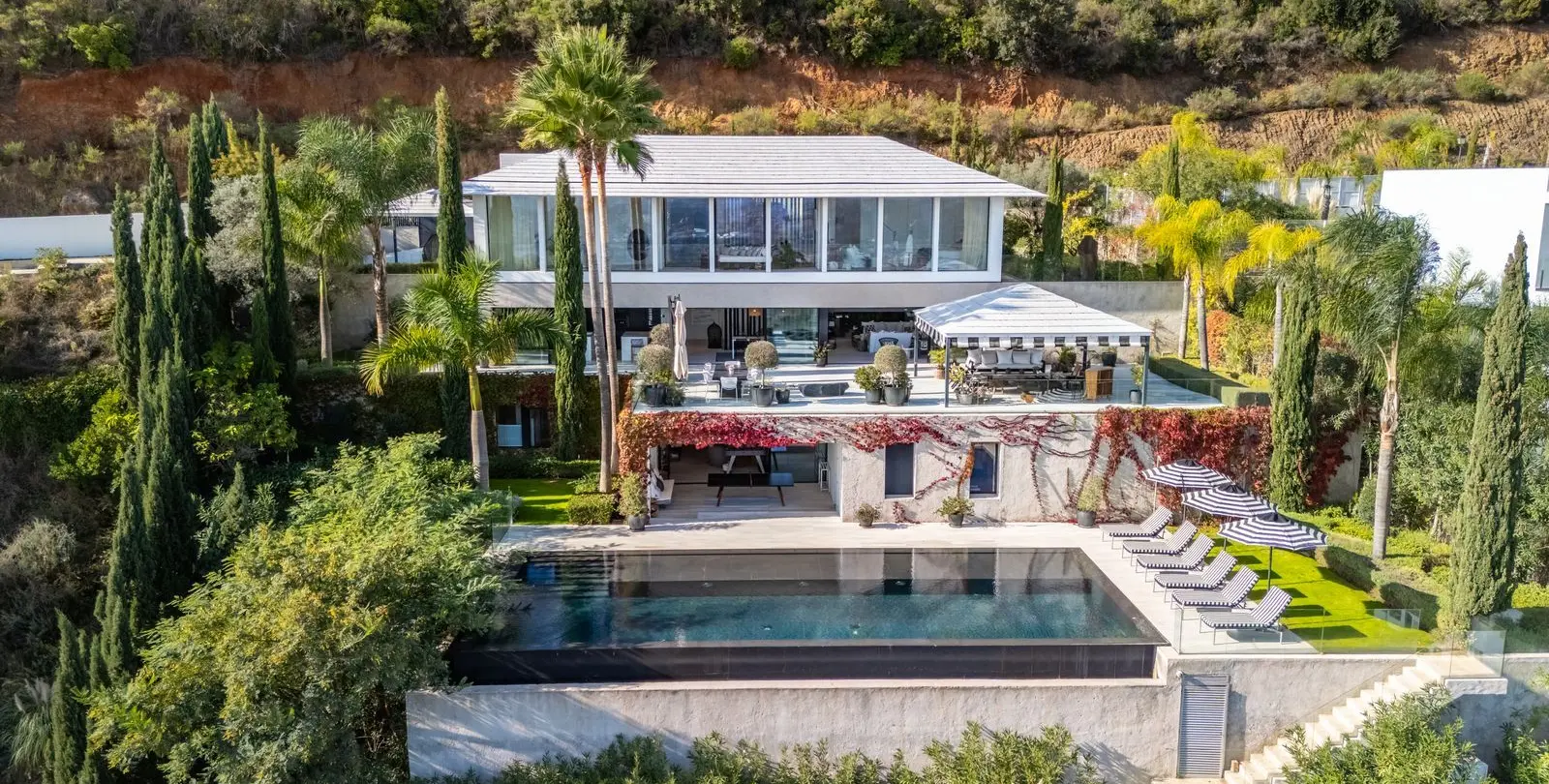 Venta de villa independiente en Elviria 2