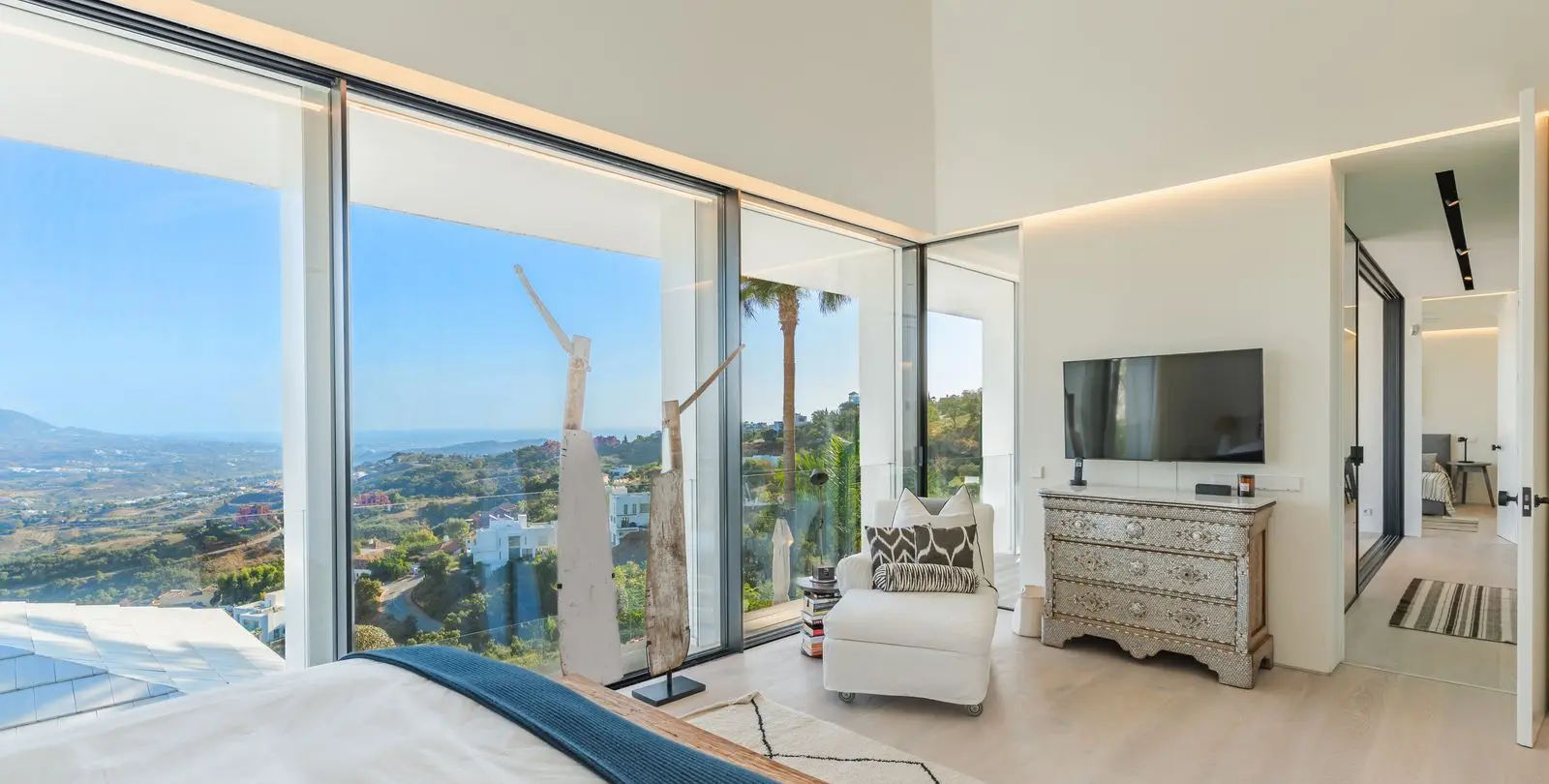 Venta de villa independiente en Elviria 23