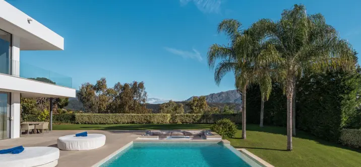 Sale of detached villa in El Madroñal 4