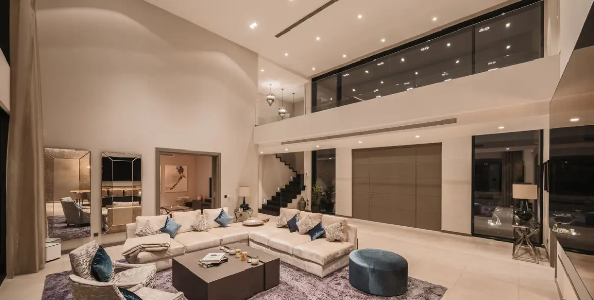 Sale of detached villa in El Madroñal 41