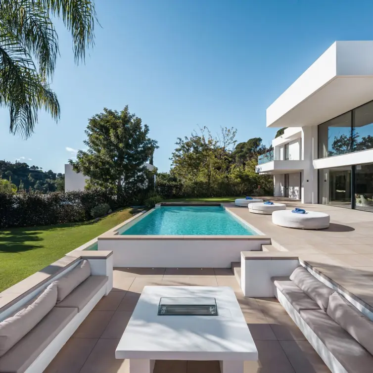 Sale of detached villa in El Madroñal