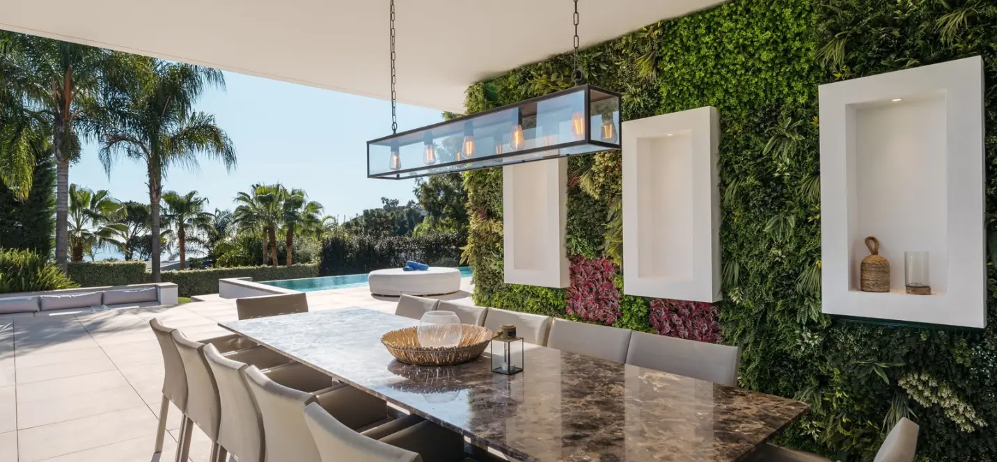 Sale of detached villa in El Madroñal 2