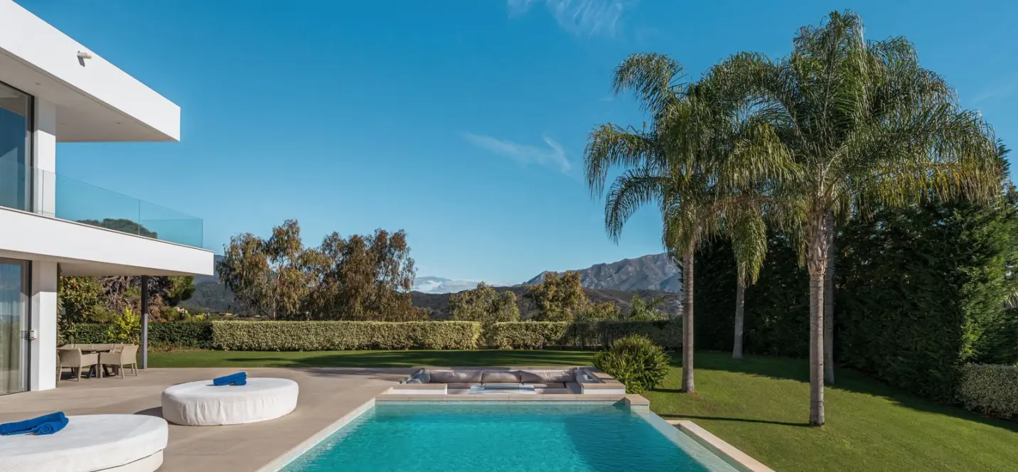 Sale of detached villa in El Madroñal 4