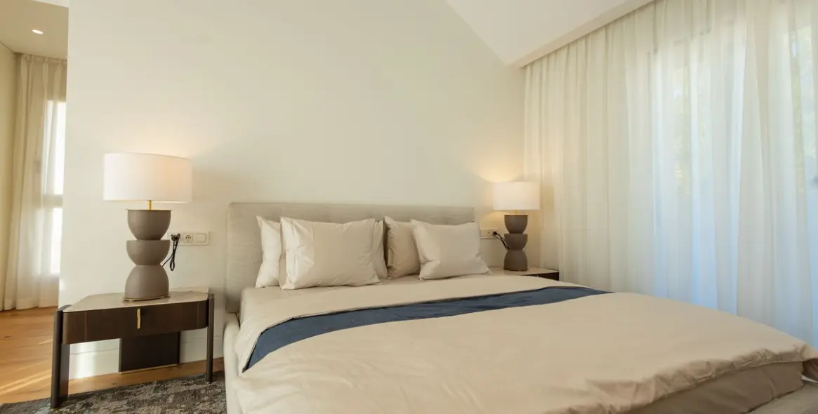 Venta de ático dúplex en The Golden Mile 18