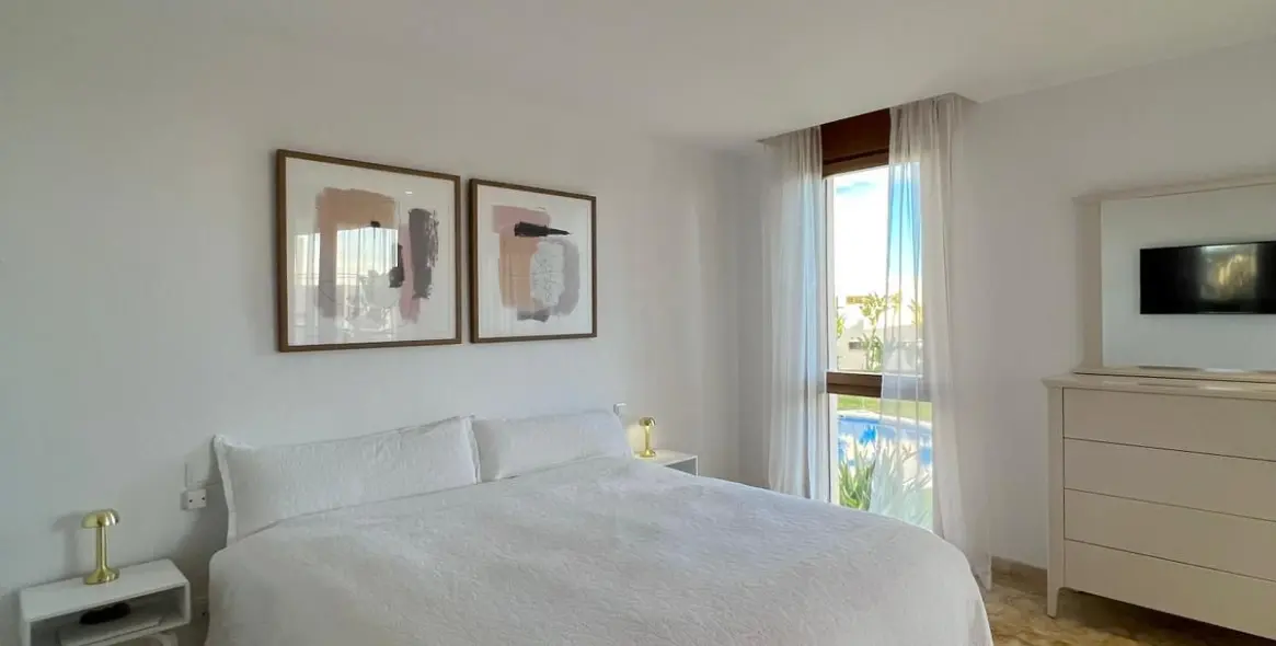 Долгосрочная аренда двухуровневых апартаментов в Altos de los Monteros 9