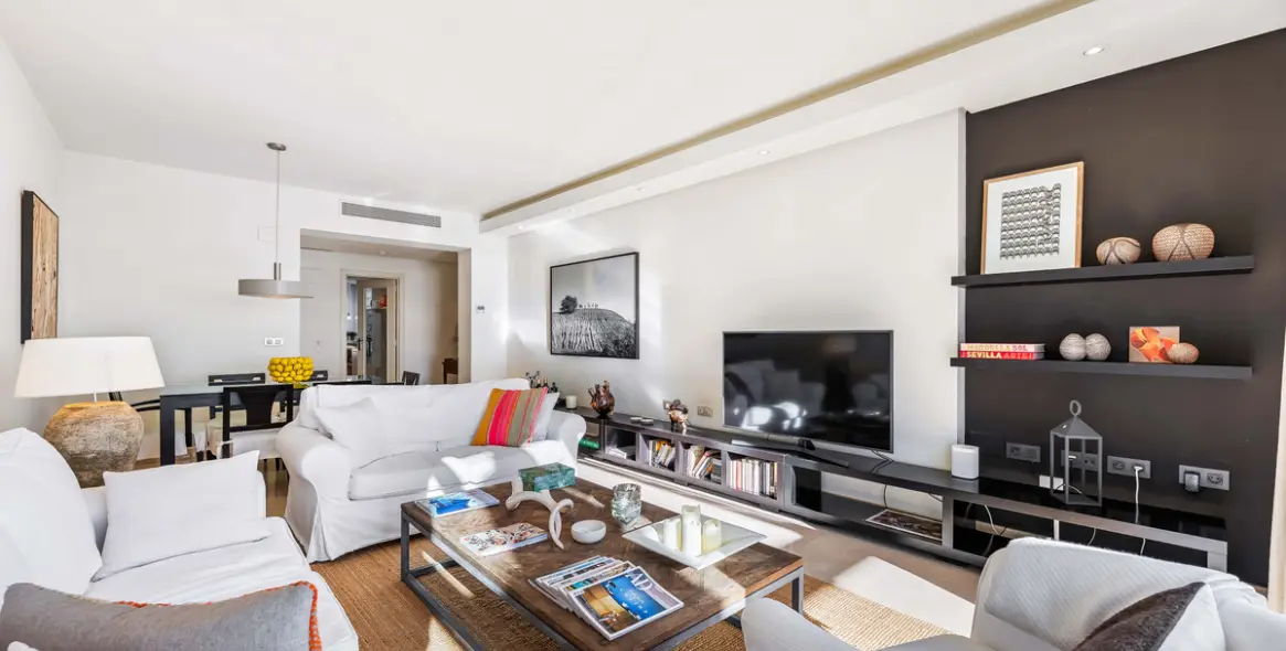 Долгосрочная аренда апартаментов на среднем этаже в Benahavís 5