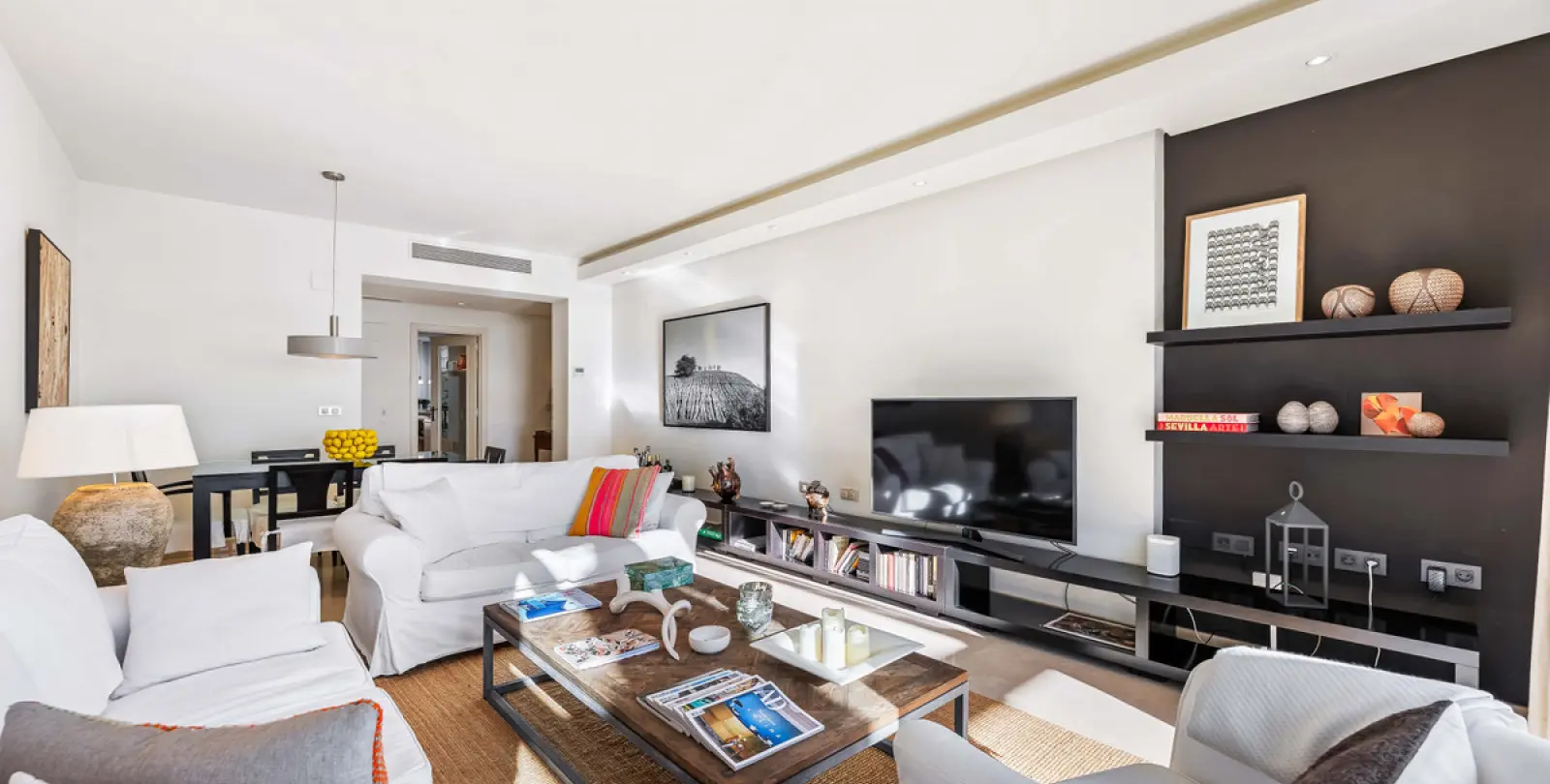 Alquiler a largo plazo de apartamento en planta media en Benahavís 5