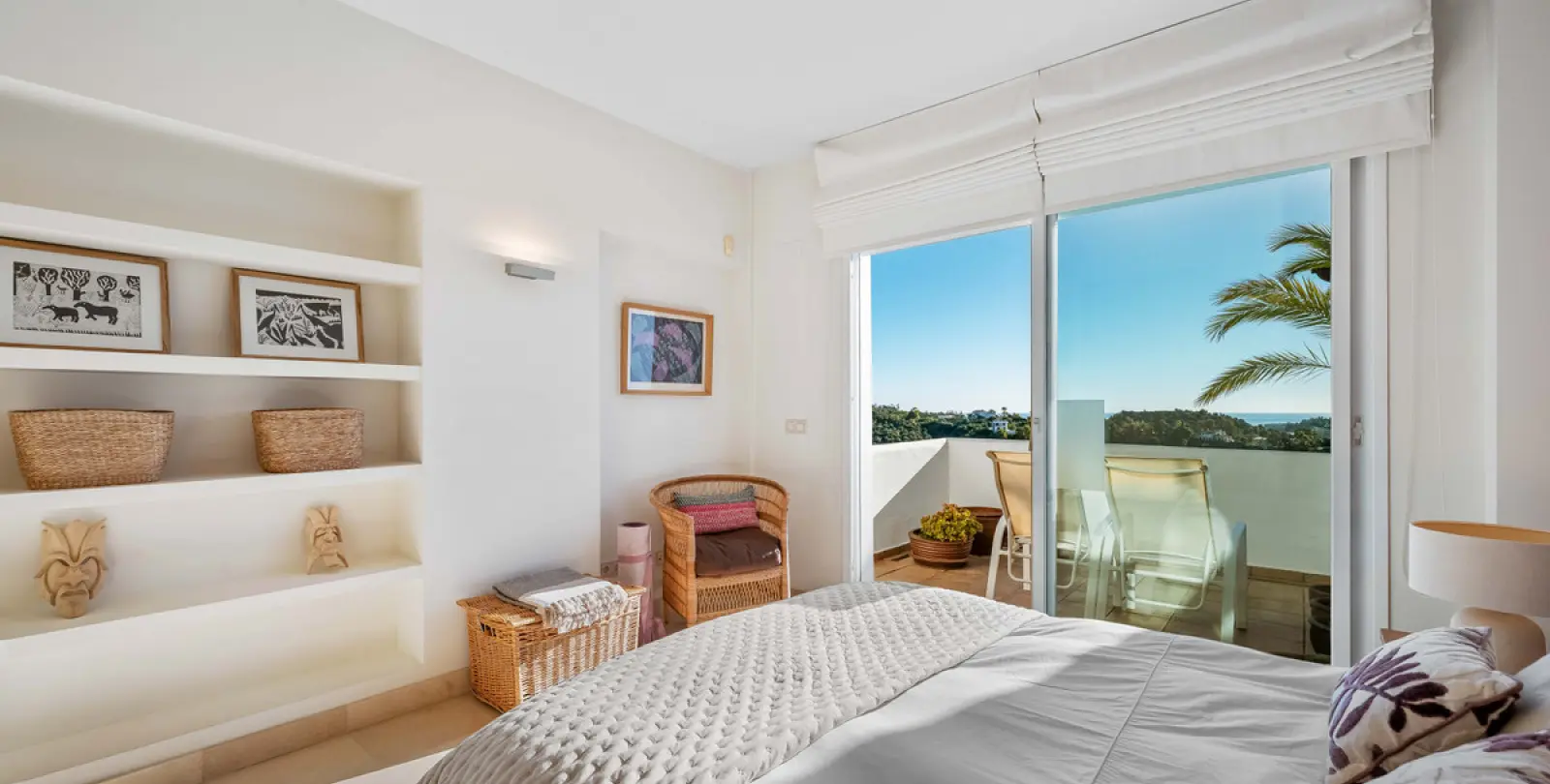 Alquiler a largo plazo de apartamento en planta media en Benahavís 16