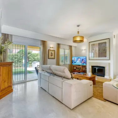 Долгосрочная аренда таунхауса в Elviria