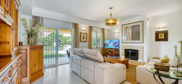 Долгосрочная аренда таунхауса в Elviria 3