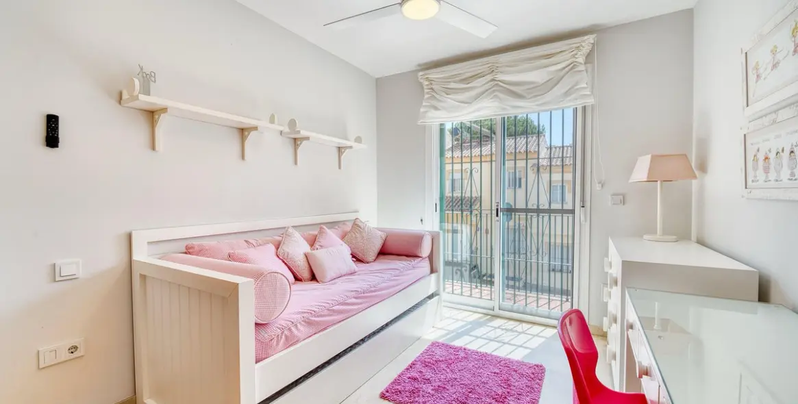 Долгосрочная аренда таунхауса в Elviria 7