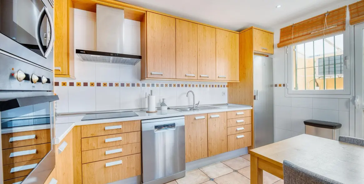 Долгосрочная аренда таунхауса в Elviria 10