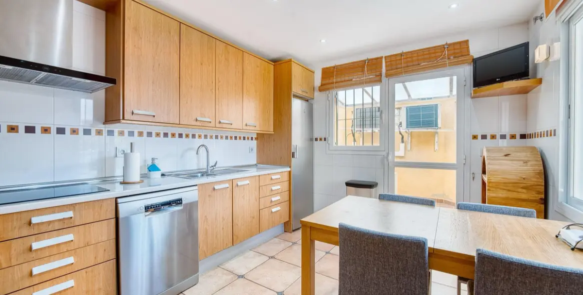 Долгосрочная аренда таунхауса в Elviria 11