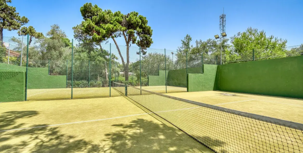 Долгосрочная аренда таунхауса в Elviria 22