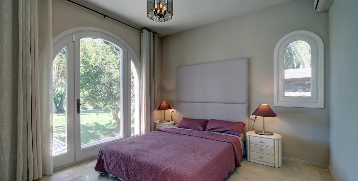 Долгосрочная аренда  отдельно стоящей виллы в Estepona 6