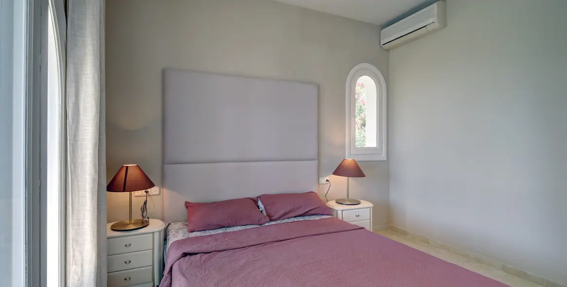 Долгосрочная аренда  отдельно стоящей виллы в Estepona 7