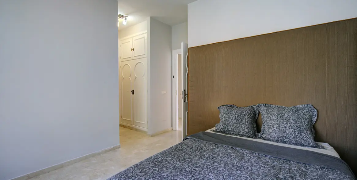 Долгосрочная аренда  отдельно стоящей виллы в Estepona 18