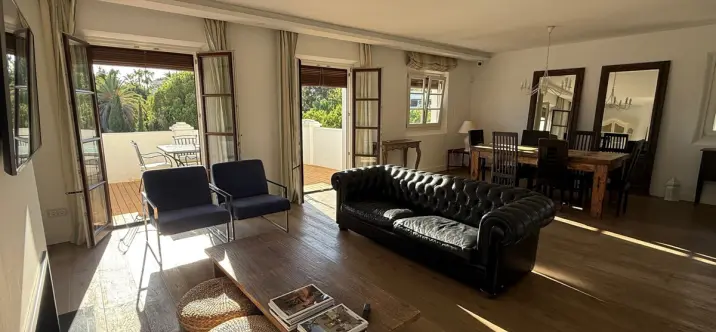 Alquiler a largo plazo de ático en The Golden Mile 0