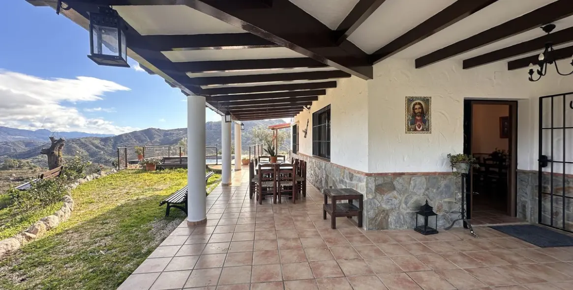 Продажа финки в Colmenar 1