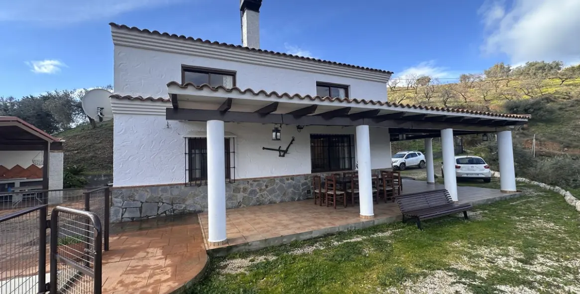 Продажа финки в Colmenar 6